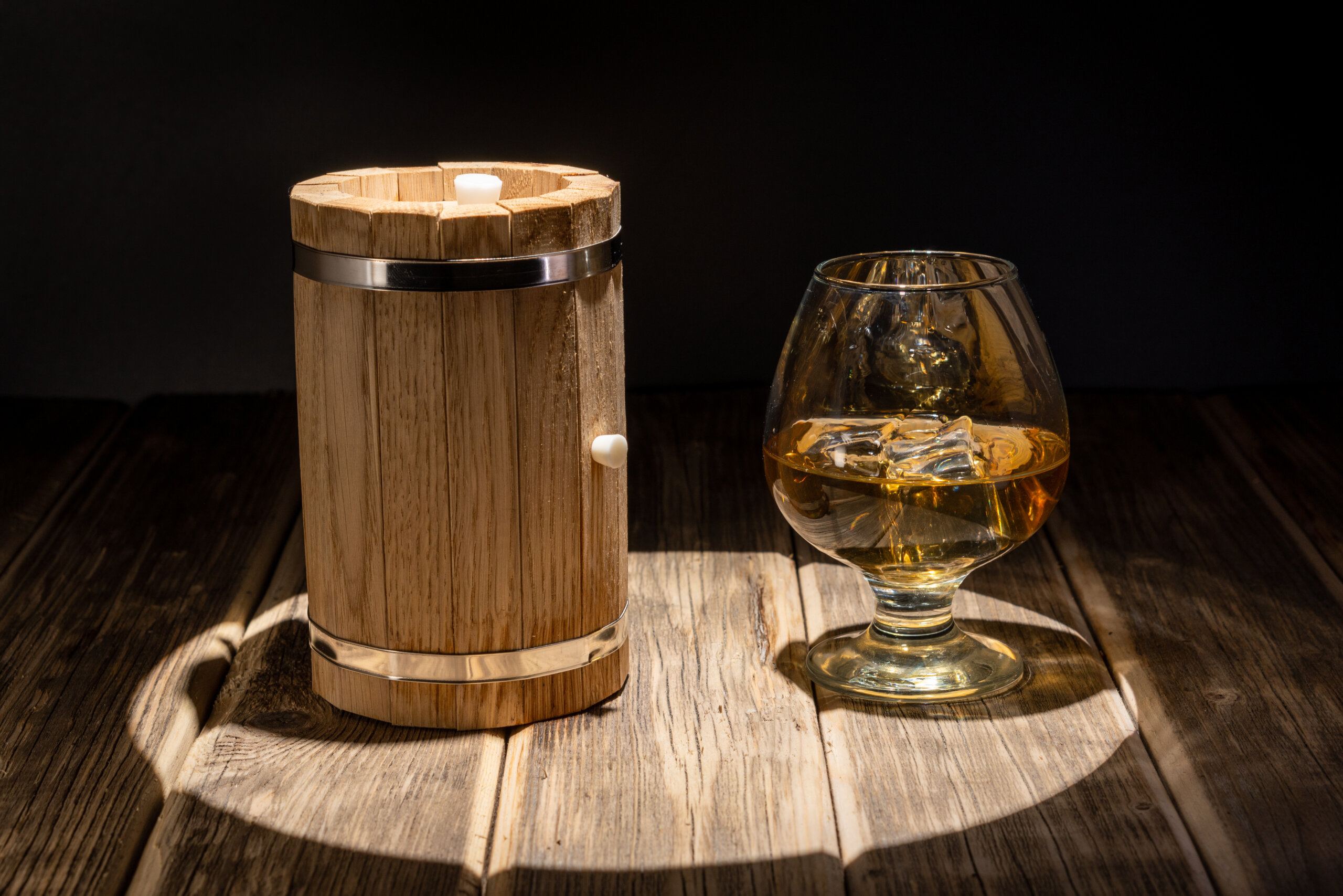 ウイスキーを熟成させるオーク樽とは？ 木材を含めた種類について 